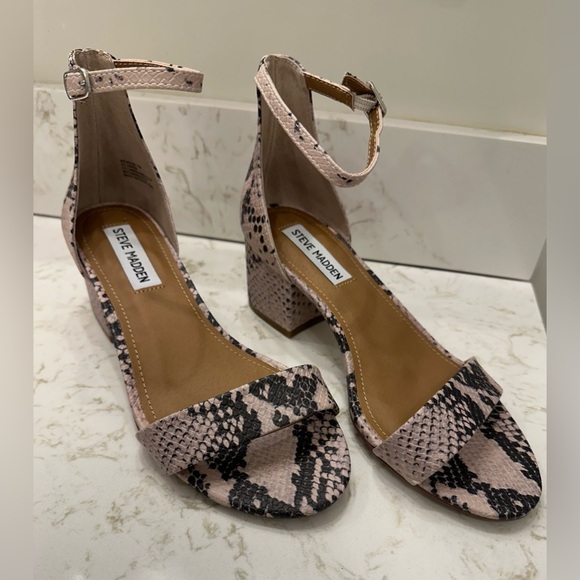 Steve Madden Irenee Block Heel Snakeskin Sandals 7 - Picture 6 of 12